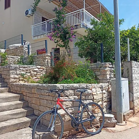 Arijeta Korcula アパート Smokvica