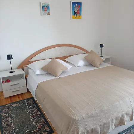 Arijeta Korcula * Smokvica (Korcula)